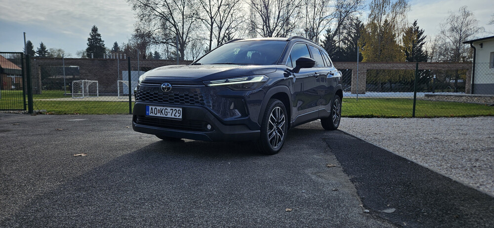 2025 Toyota Corolla Cross 1.8 Hybrid