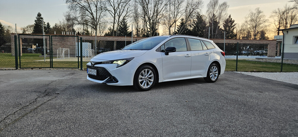 2025 Toyota Corolla Hybrid